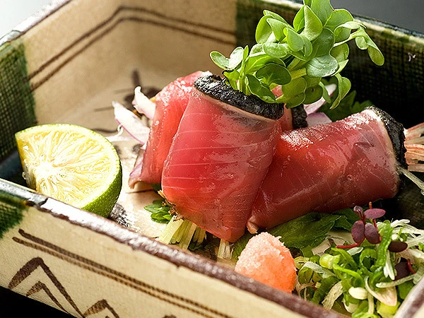 鰹の三色まき